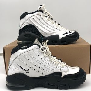 griffey shoes black and white